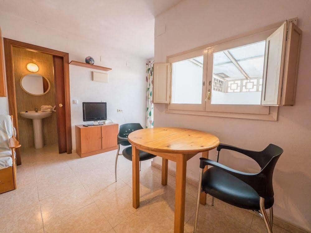 Agi Peater Center Appartement Roses Buitenkant foto